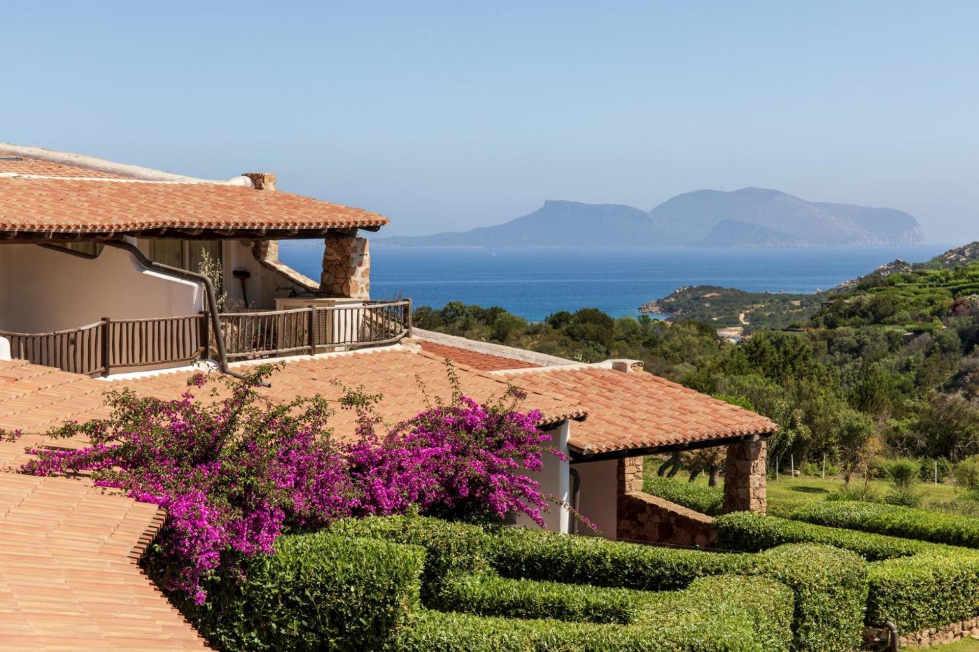 Capo Ceraso Family Aparthotel Costa Corallina